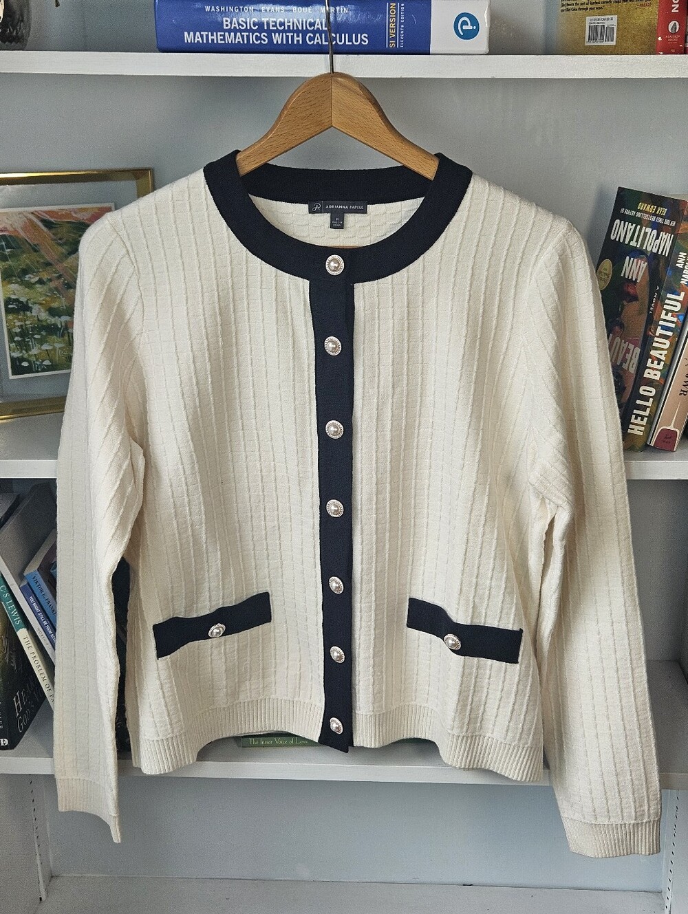 Adrianna Papell Cream Knit Cardigan Black Trim Pearl Buttons Size Medium Preppy